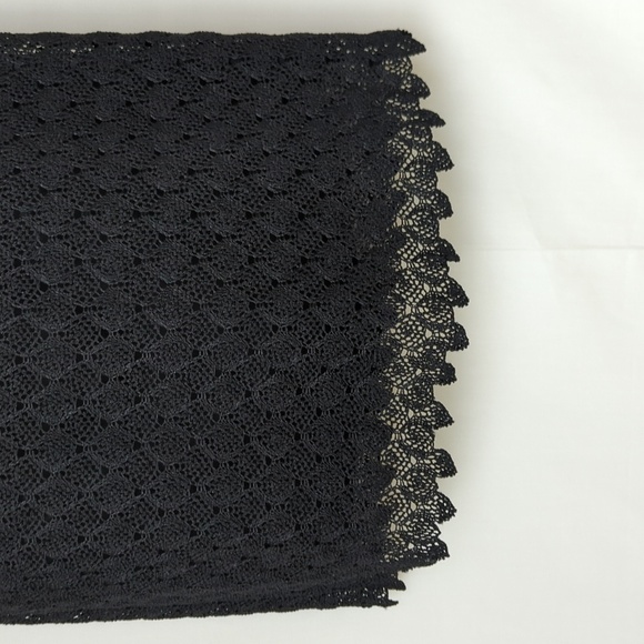 LAUNDRY BY SHELLI SEGAL | Black Crochet Scalloped Hem Strappy Dress - Picture 9 of 12